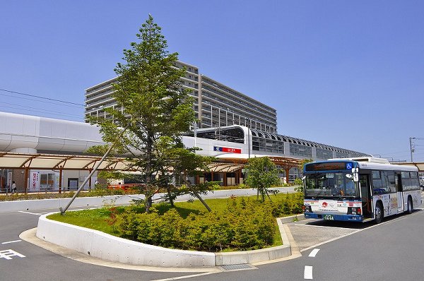 Other. 210m to Yashio Station south exit (Other)