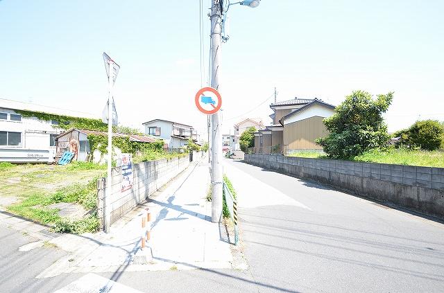 Local photos, including front road