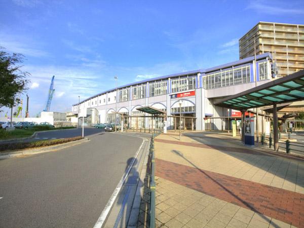 station. 4200m to the Tsukuba Express "Misato center" station