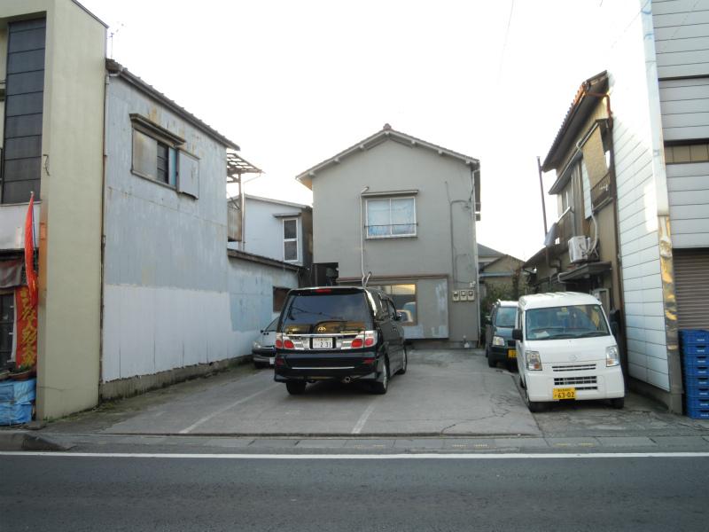 Local land photo. Local (12 May 2013) Shooting