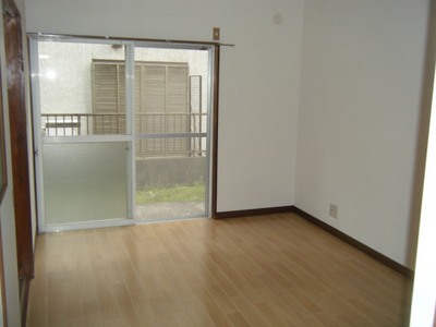 Living and room. It is the first floor of the Western-style! 