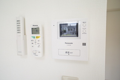 Other Equipment. TV monitor with Hong of crime prevention UP ☆