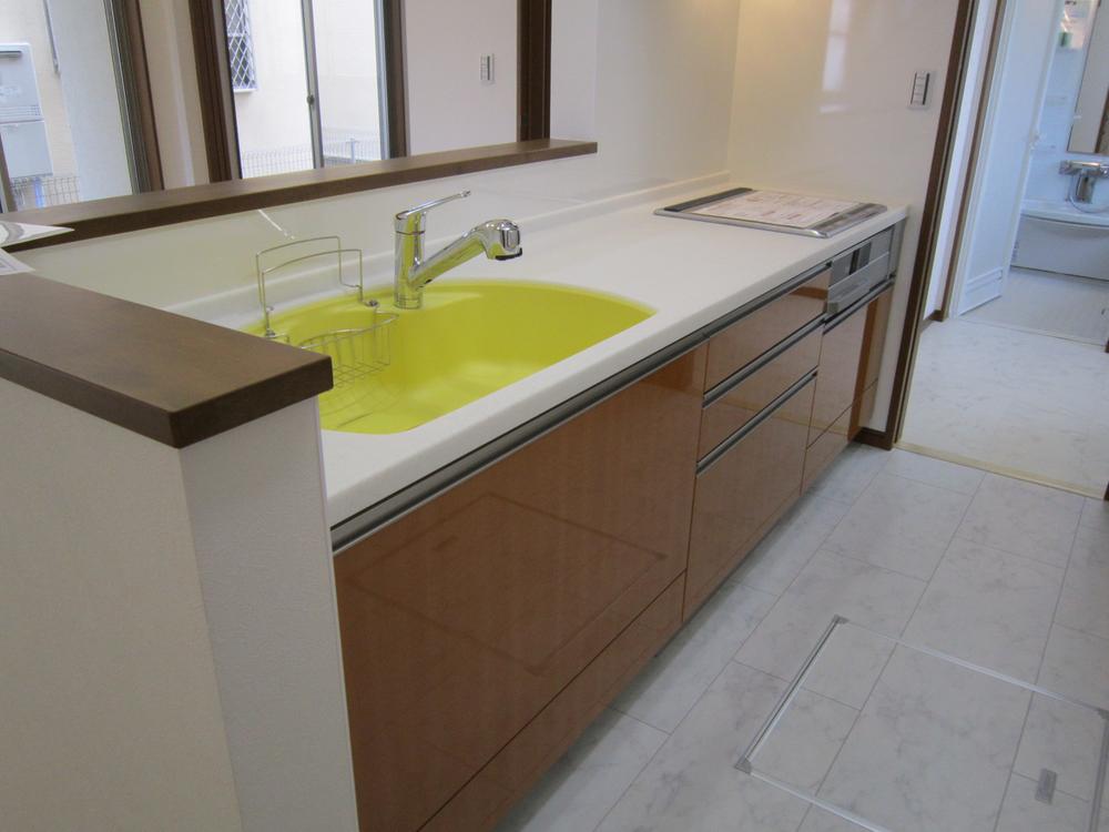 Kitchen. Indoor (January 2013) Shooting