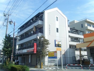 Building appearance. B FLET deployed!