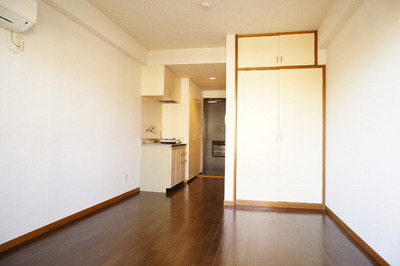 Living and room. Air-conditioned 1 groups