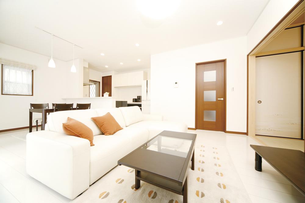 Other. Technostructure method to create a large space! Ceiling height is an amazing up to 2.8m