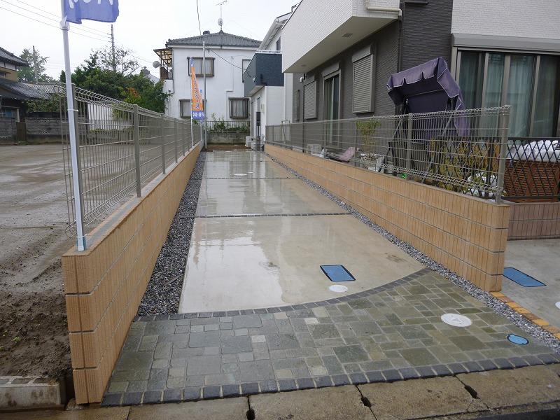 Parking lot. Local (10 May 2013) Shooting