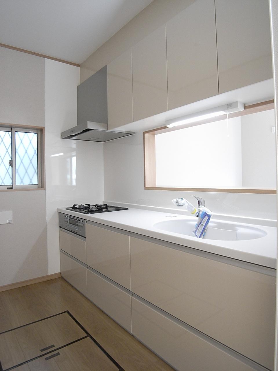 Kitchen. System kitchen sliding storage