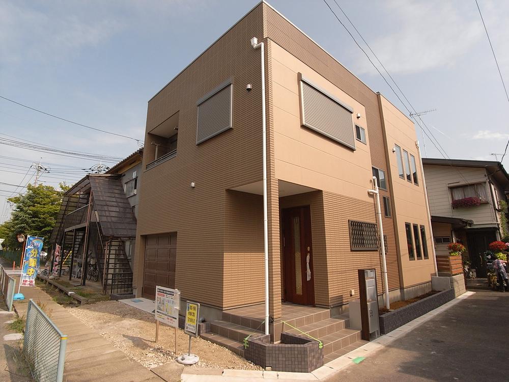 Local appearance photo