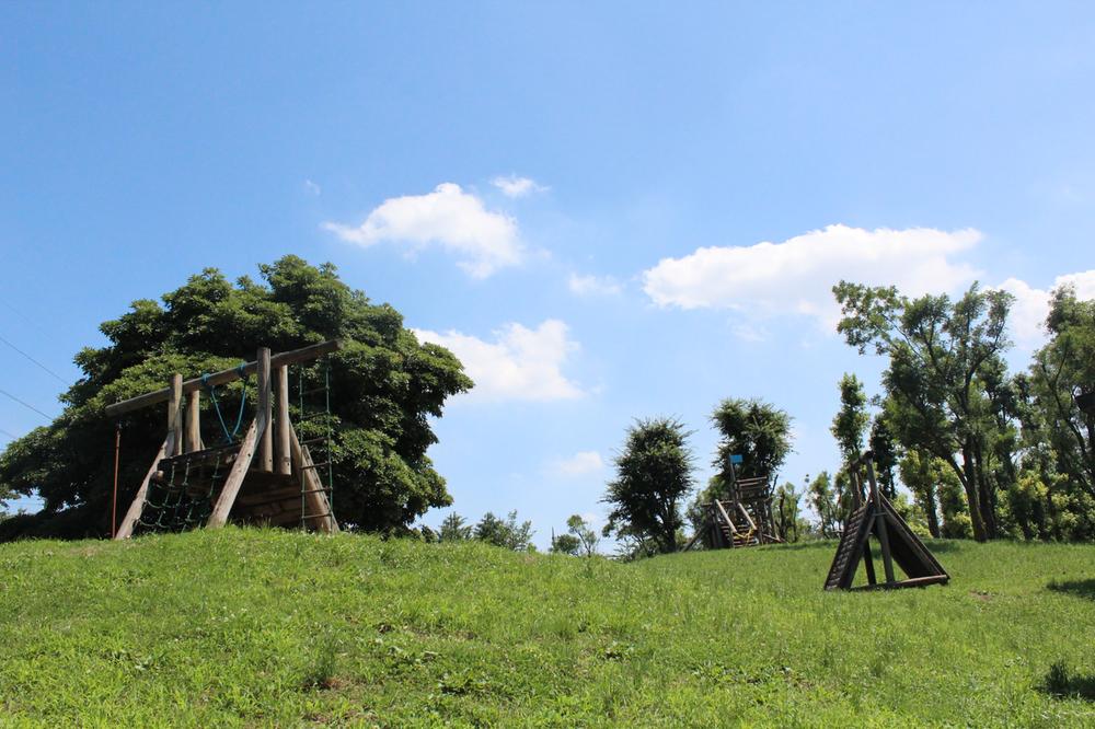 park. 270m until Seki park