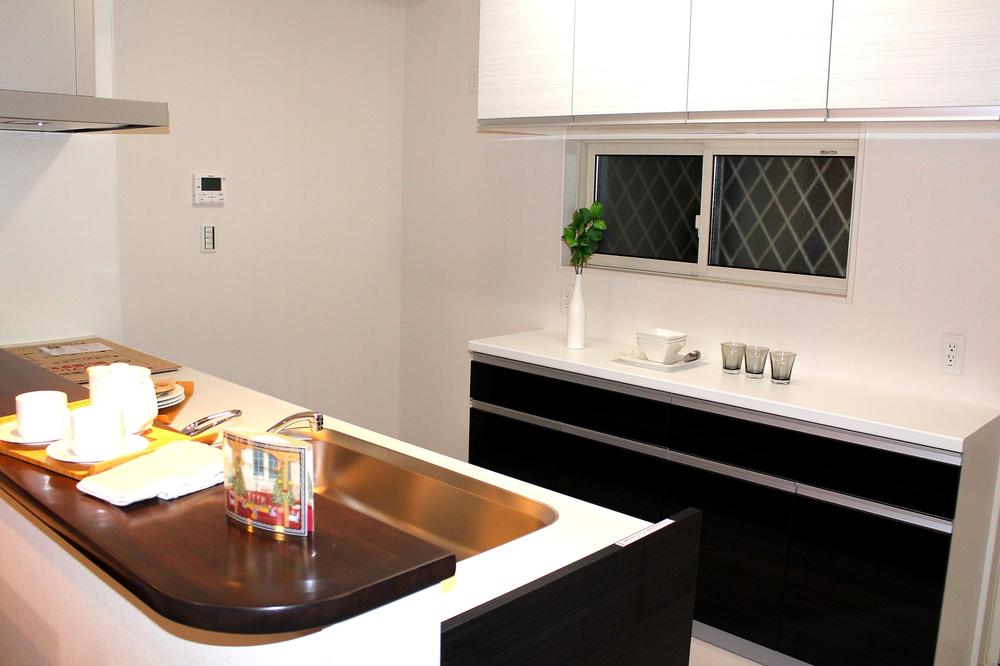 Kitchen. Indoor (April 2013) Shooting