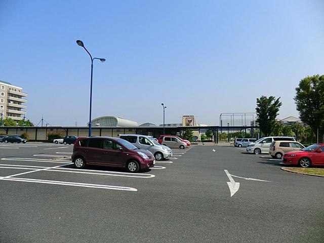 Supermarket. Commodities Iida 300m to Yoshikawa shop