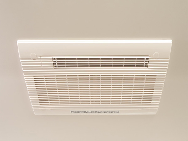 Bathing-wash room.  [Bathroom ventilation heating dryer] Ventilation in the bathroom ・ In addition to dry, You can bathe before heating. You can use it to wash and dry at the time of rainy weather.  ※ 1 (same specifications)