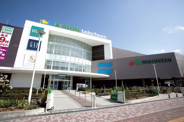 Gran sense Yoshikawa Minami Station Court (IKUMACHI project). (living ・ kitchen ・ bath ・ bathroom ・ toilet ・ balcony ・ terrace ・ Private garden ・ Storage, etc.)