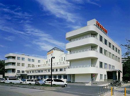 Hospital. 1336m to the General Hospital medical corporation Sanai Board Sanai Board