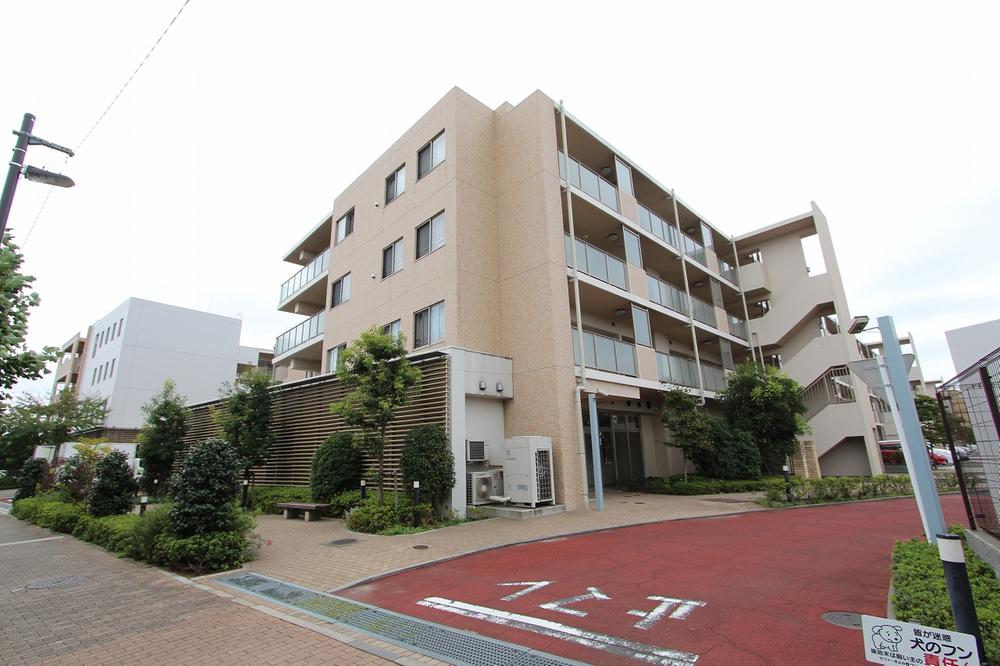 Other local. Living environment favorable