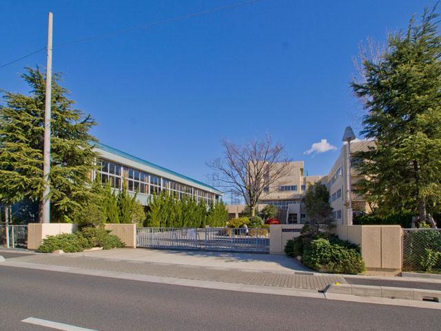 Junior high school. City Central Junior High School