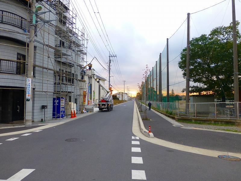 Local photos, including front road. Local (11 May 2013) Shooting