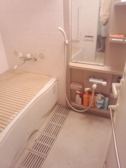 Bathroom. Indoor (September 2013) Shooting