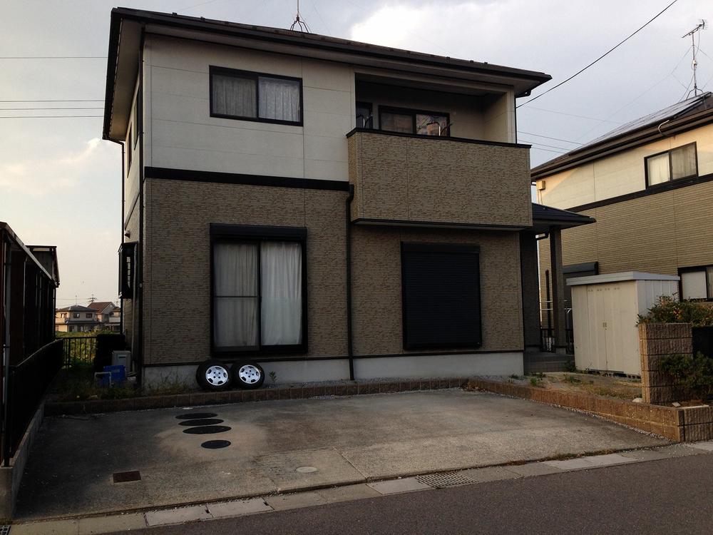 Local appearance photo. 1BOX2 units can be parking! 