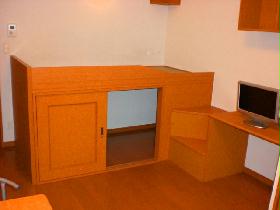 Other. Beds with room. There are spacious 8 pledge.