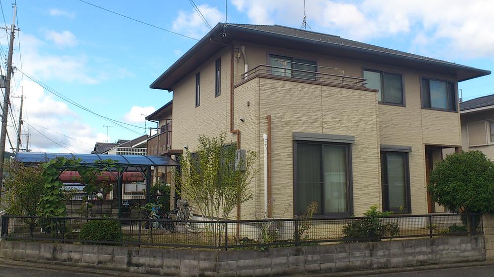 Local appearance photo. Local (10 May 2013) Shooting