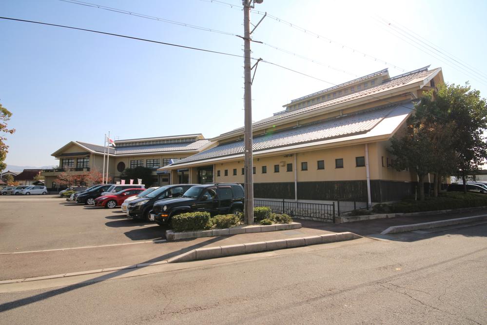 Primary school. 2870m to love southeast elementary school