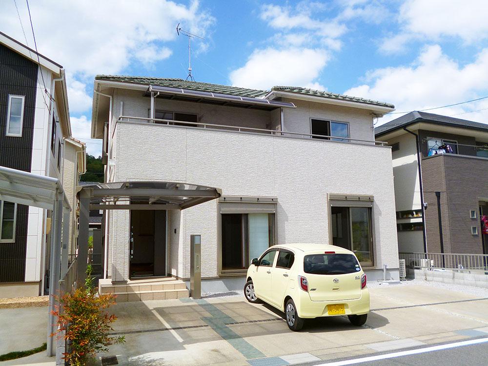 Local appearance photo. Indoor (10 May 2013) Shooting