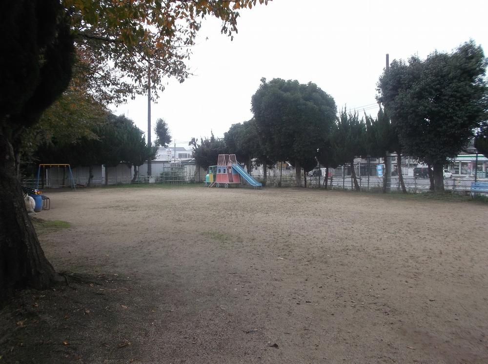 park. 5m to Higashidai park