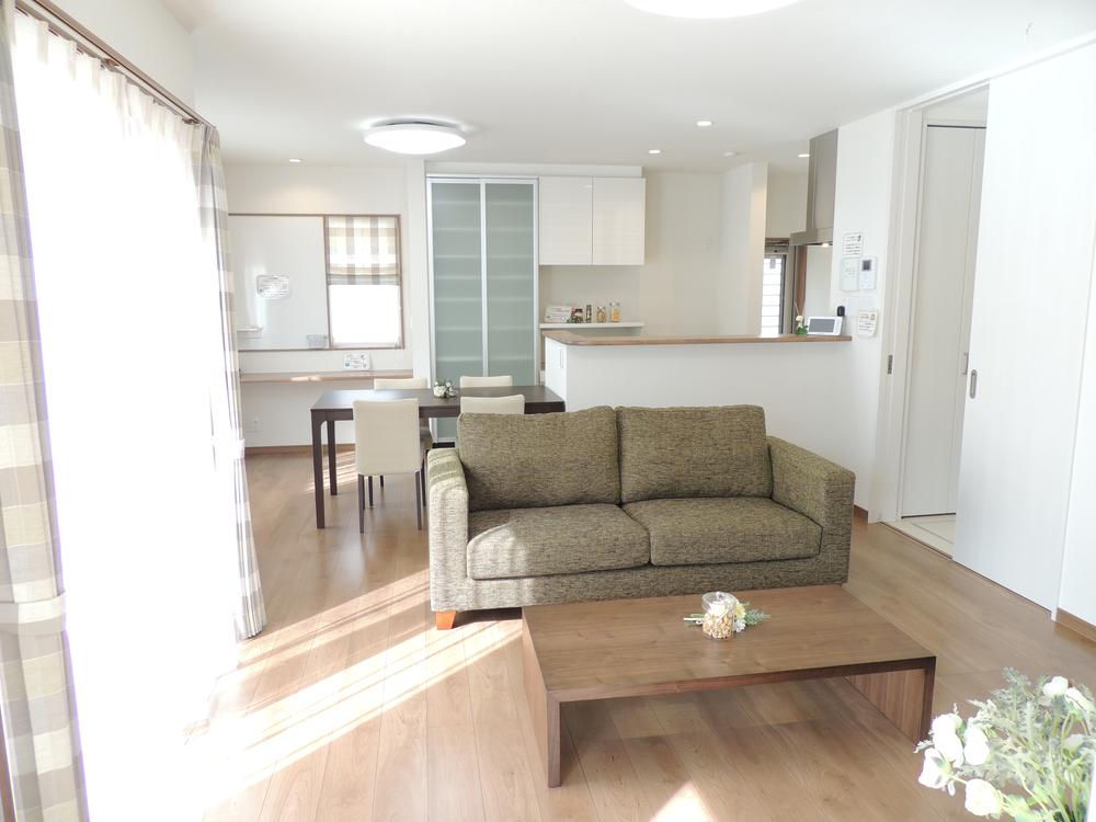 Living. LDK of deep calm atmosphere.  [G No. land]