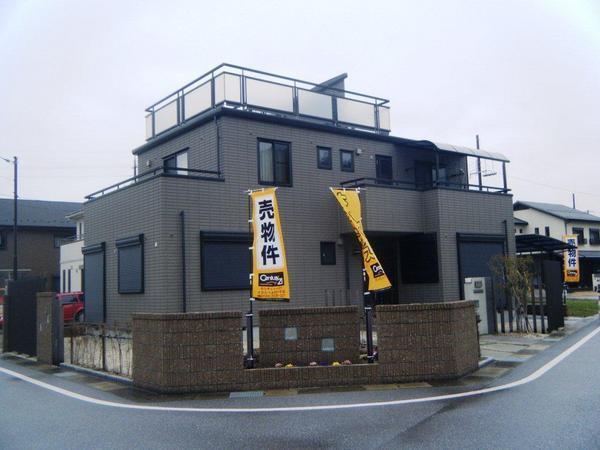 Local photos, including front road