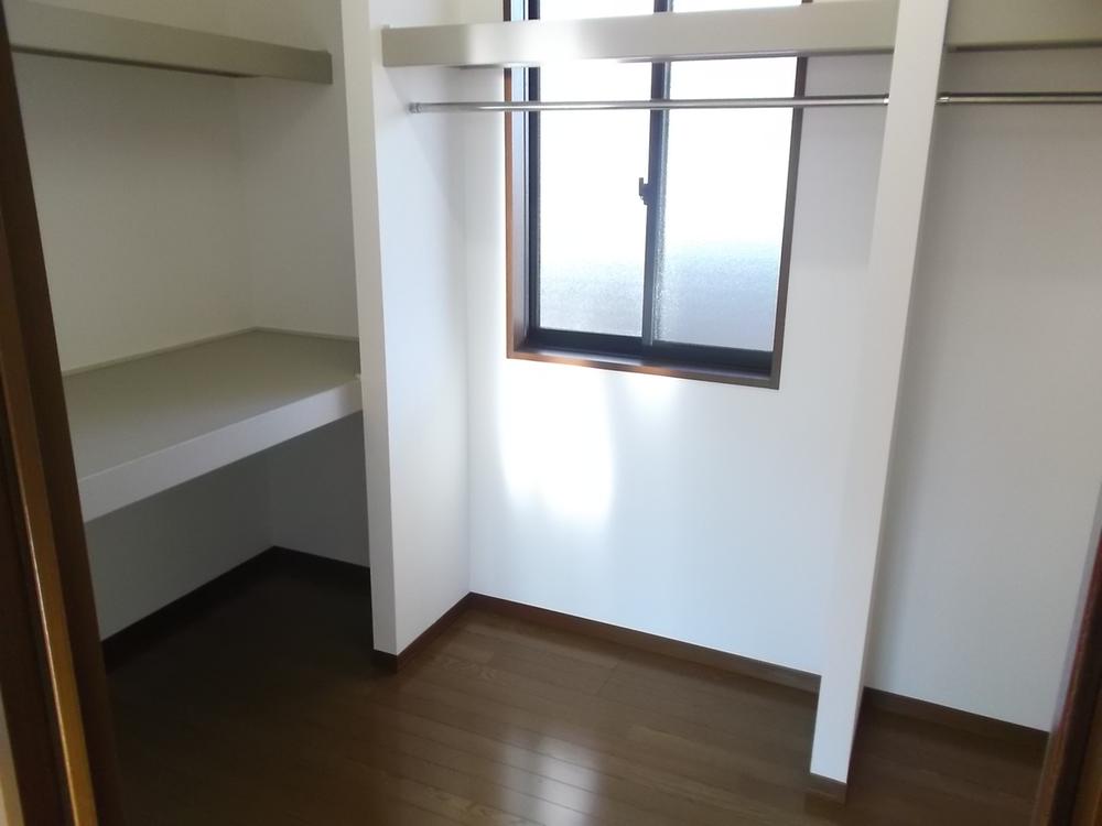 Other introspection. Master bedroom walk-in closet (December 2013) Shooting