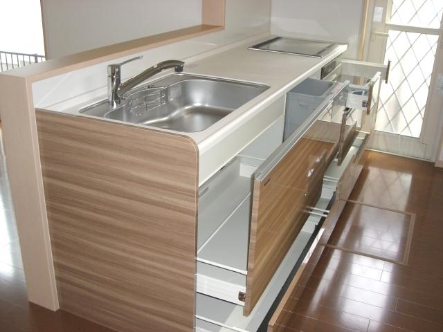 Kitchen. Room (May 2013) Shooting