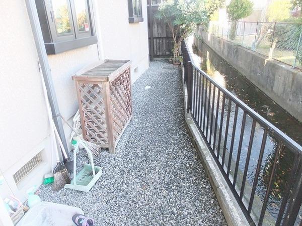 Local photos, including front road