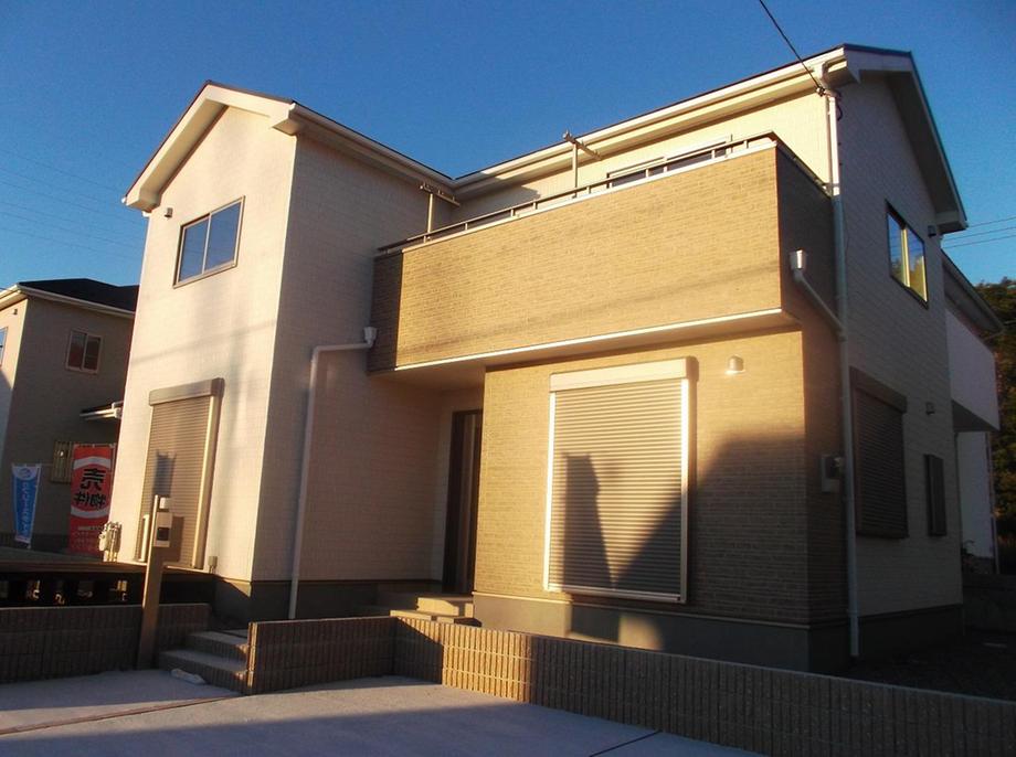 Local appearance photo. Local (10 May 2013) Shooting