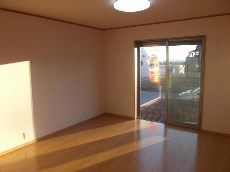 Living. Indoor (10 May 2013) Shooting