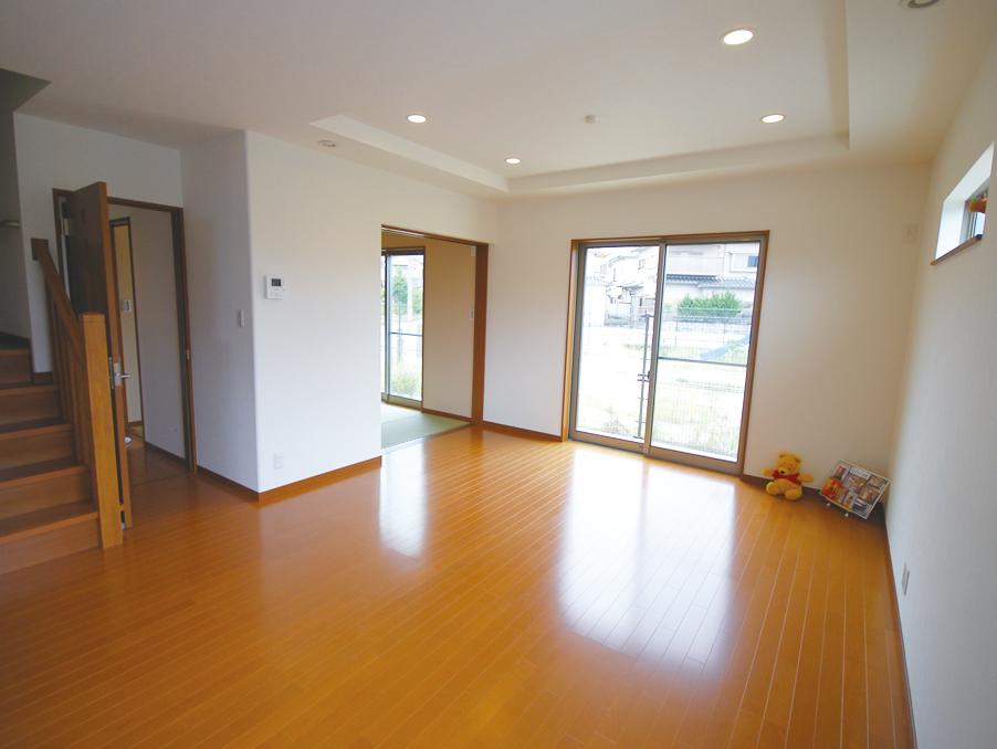 Living. (No. 5 locations)