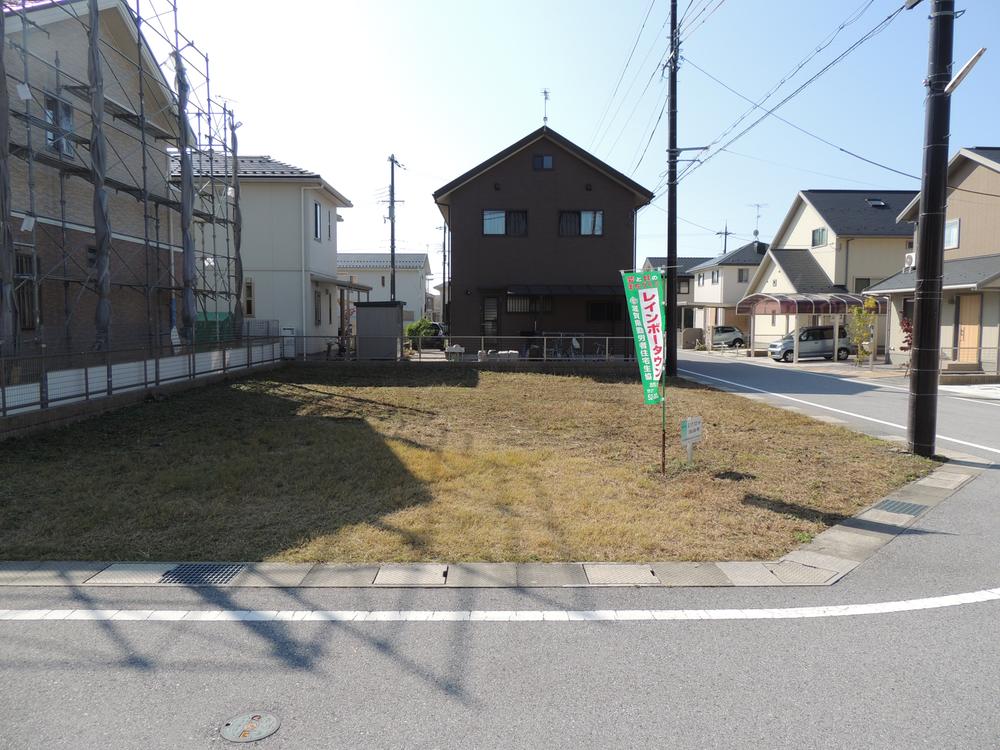 Local land photo. L-5 No. place