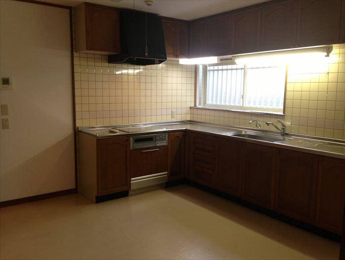 Kitchen. All-electric kitchen