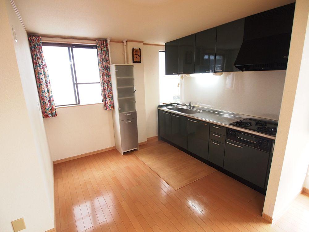 Kitchen. Indoor (September 2013) Shooting