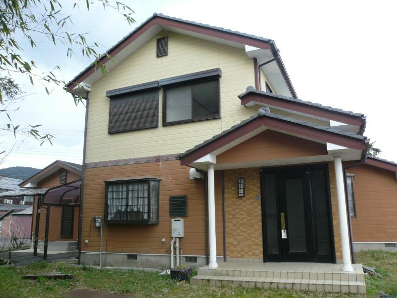 Local appearance photo