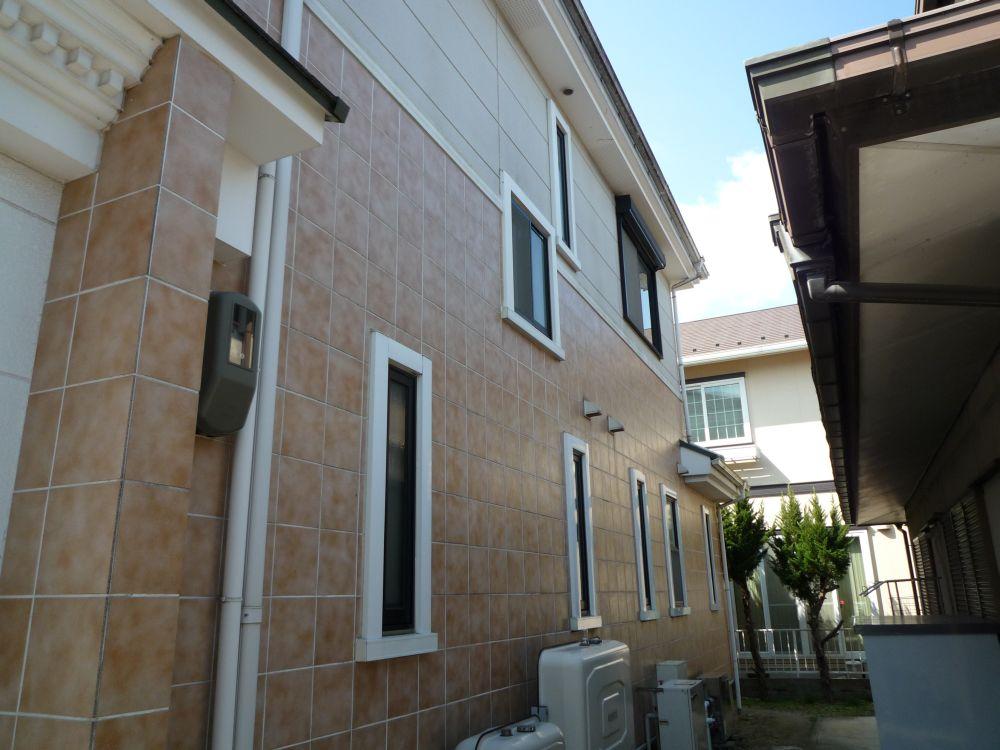 Local appearance photo. It becomes a solid-built.