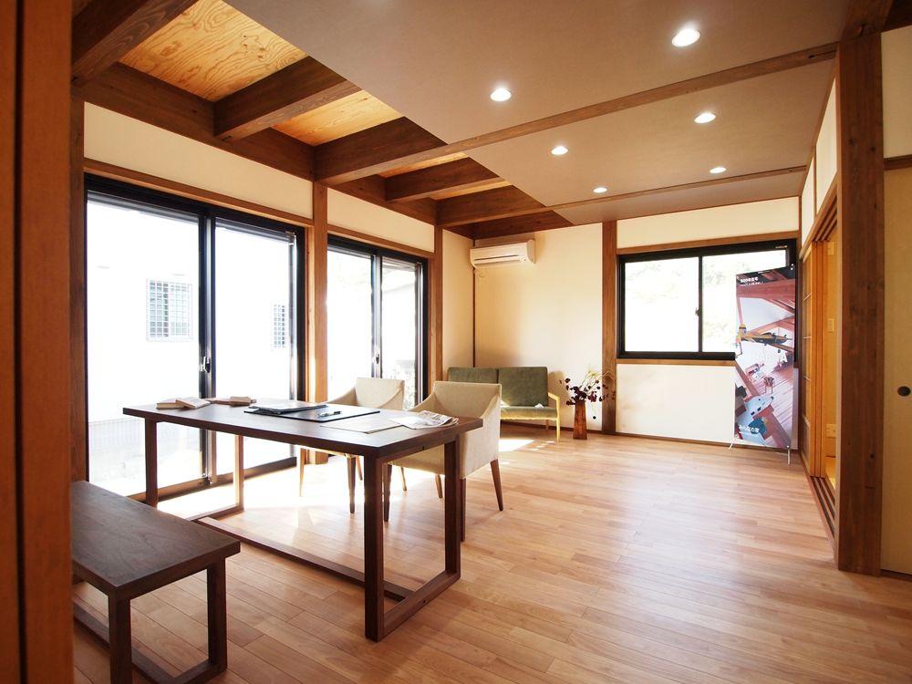 Living. Indoor (11 May 2013) Shooting