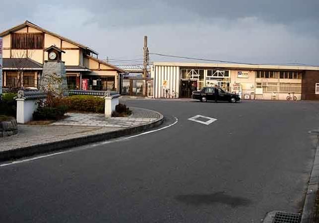 station. Kusatsu Line 2800m to ishibe station