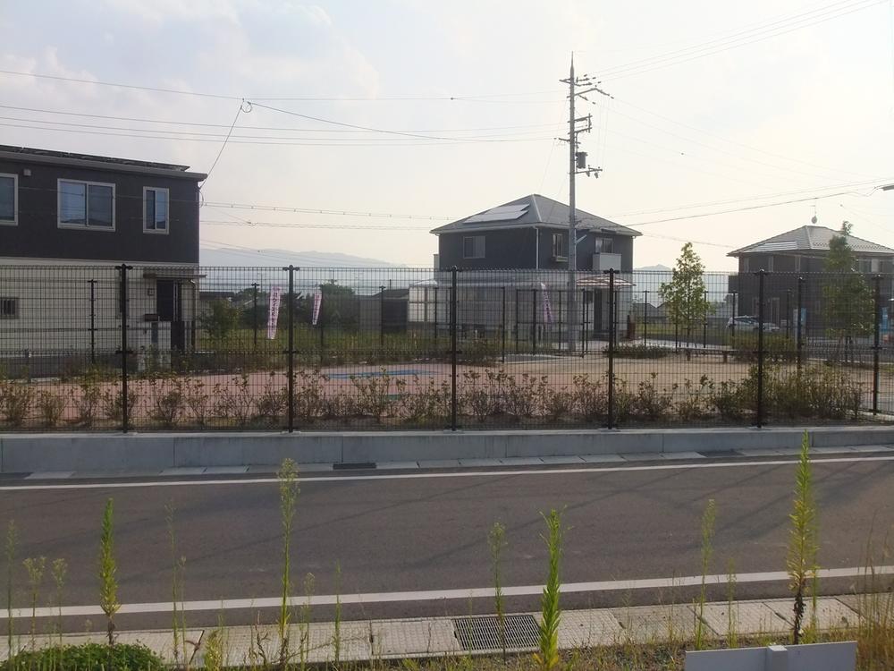 Other local. Local (09 May 2013) before the park