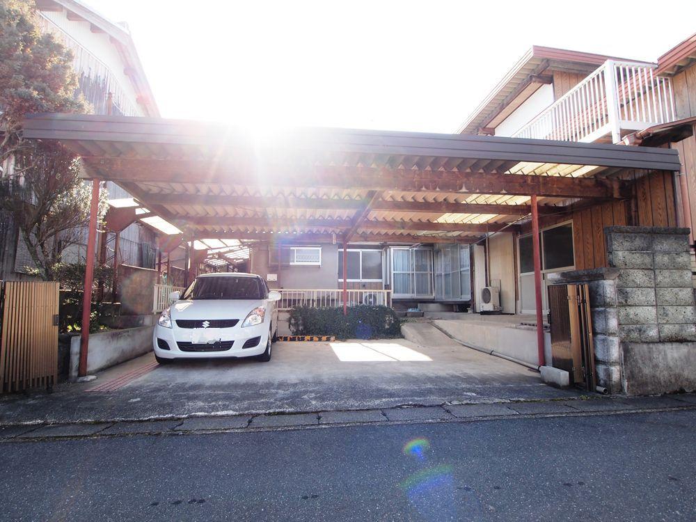 Local appearance photo. Local (February 2013) Shooting