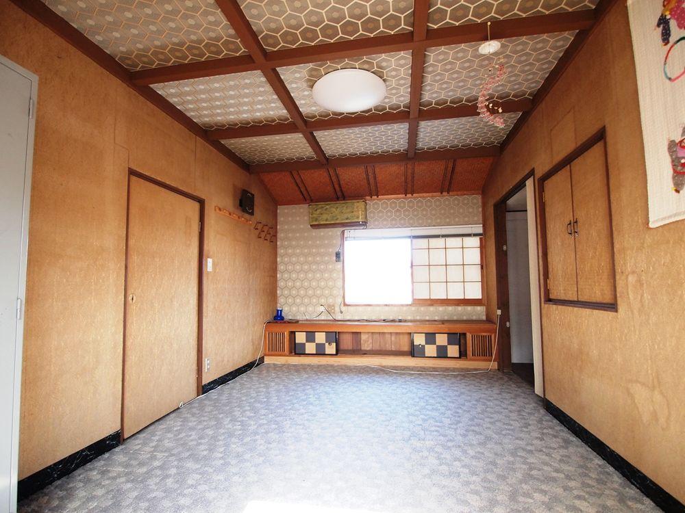 Non-living room. Indoor (February 2013) Shooting