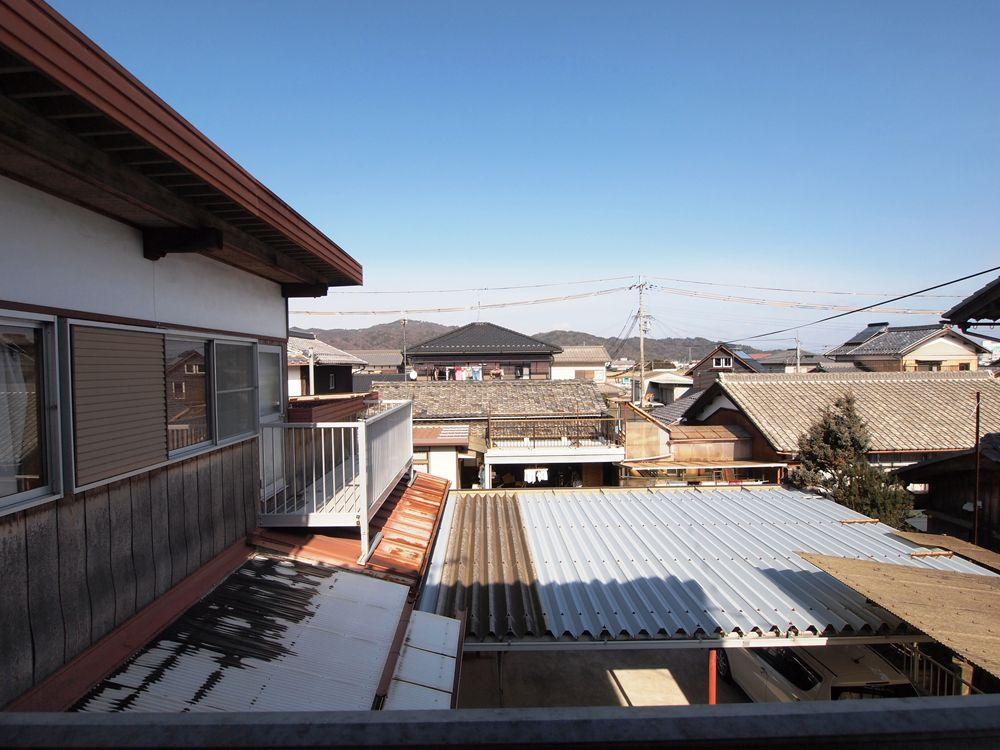 View photos from the dwelling unit. View from local (February 2013) Shooting