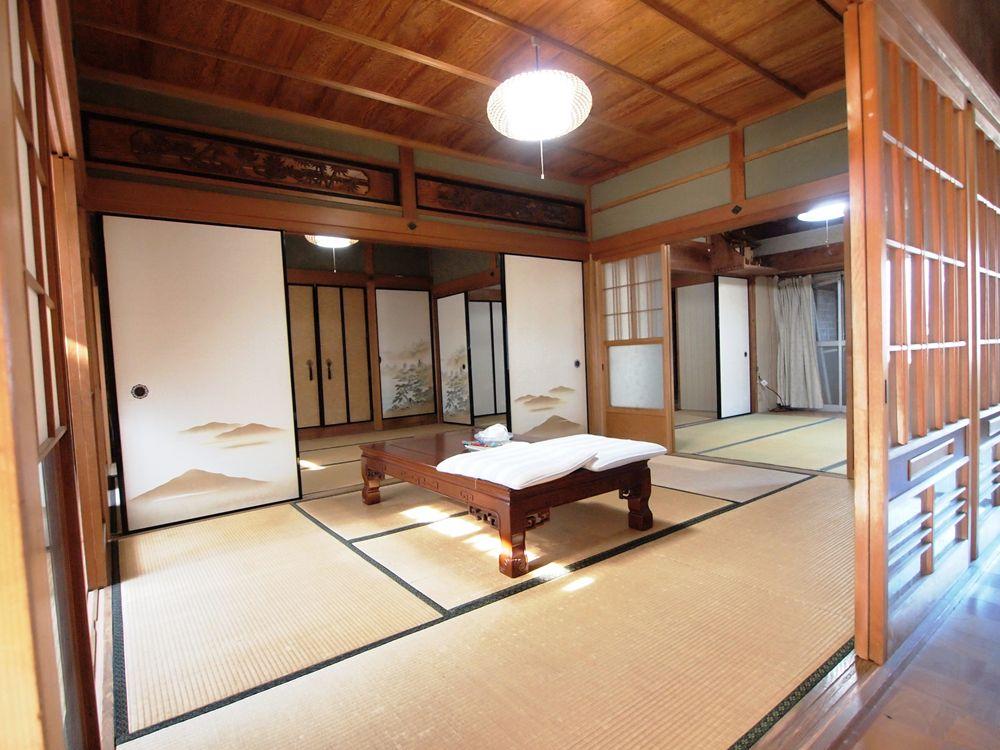 Other introspection. Indoor (February 2013) Shooting