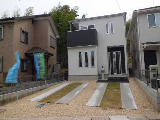 Local appearance photo. Exterior (1)